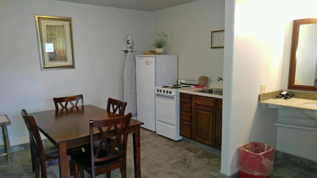 Carter Mountain Motel Cody Dış mekan fotoğraf